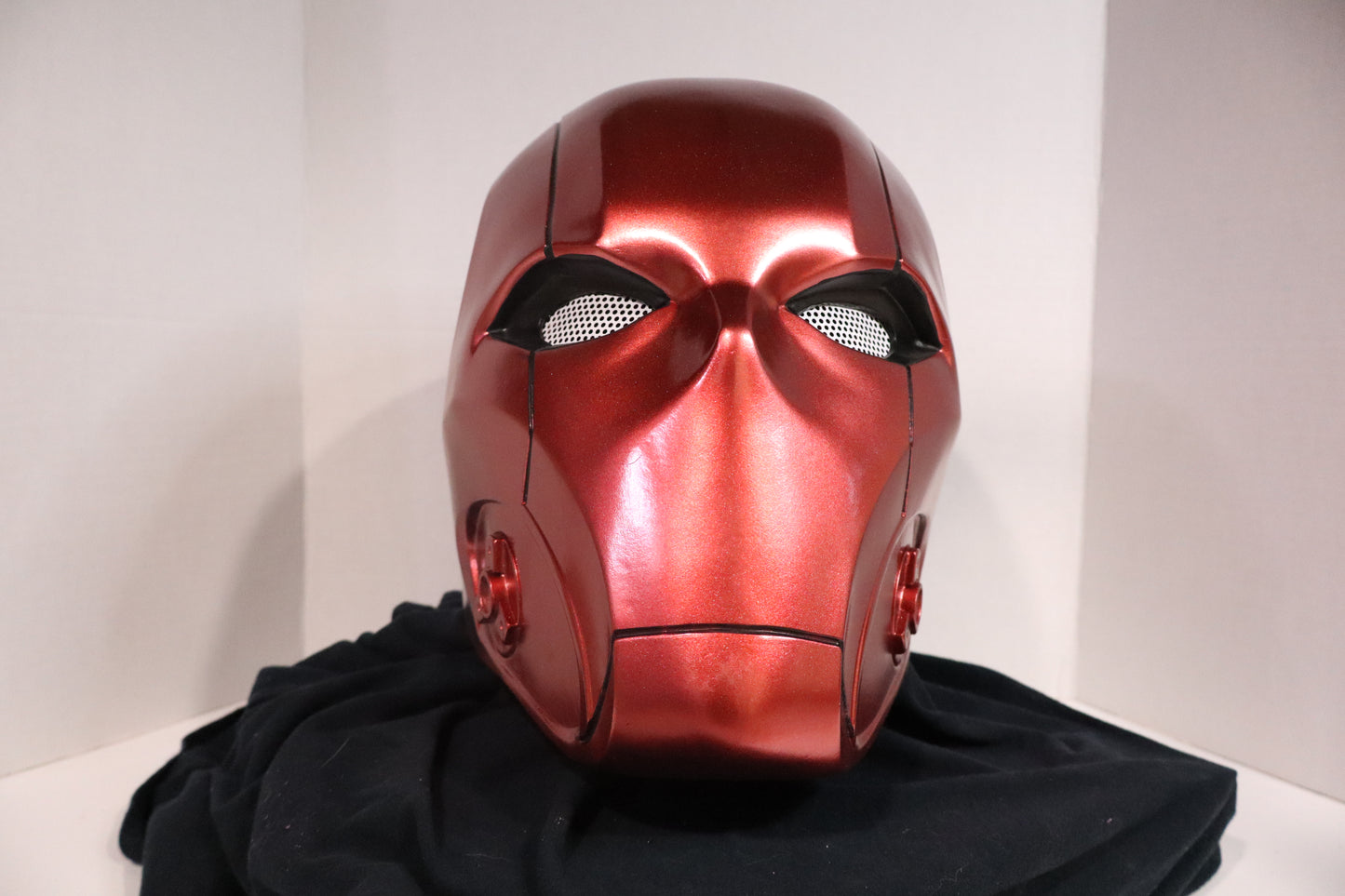 Red Hood Helmet 01