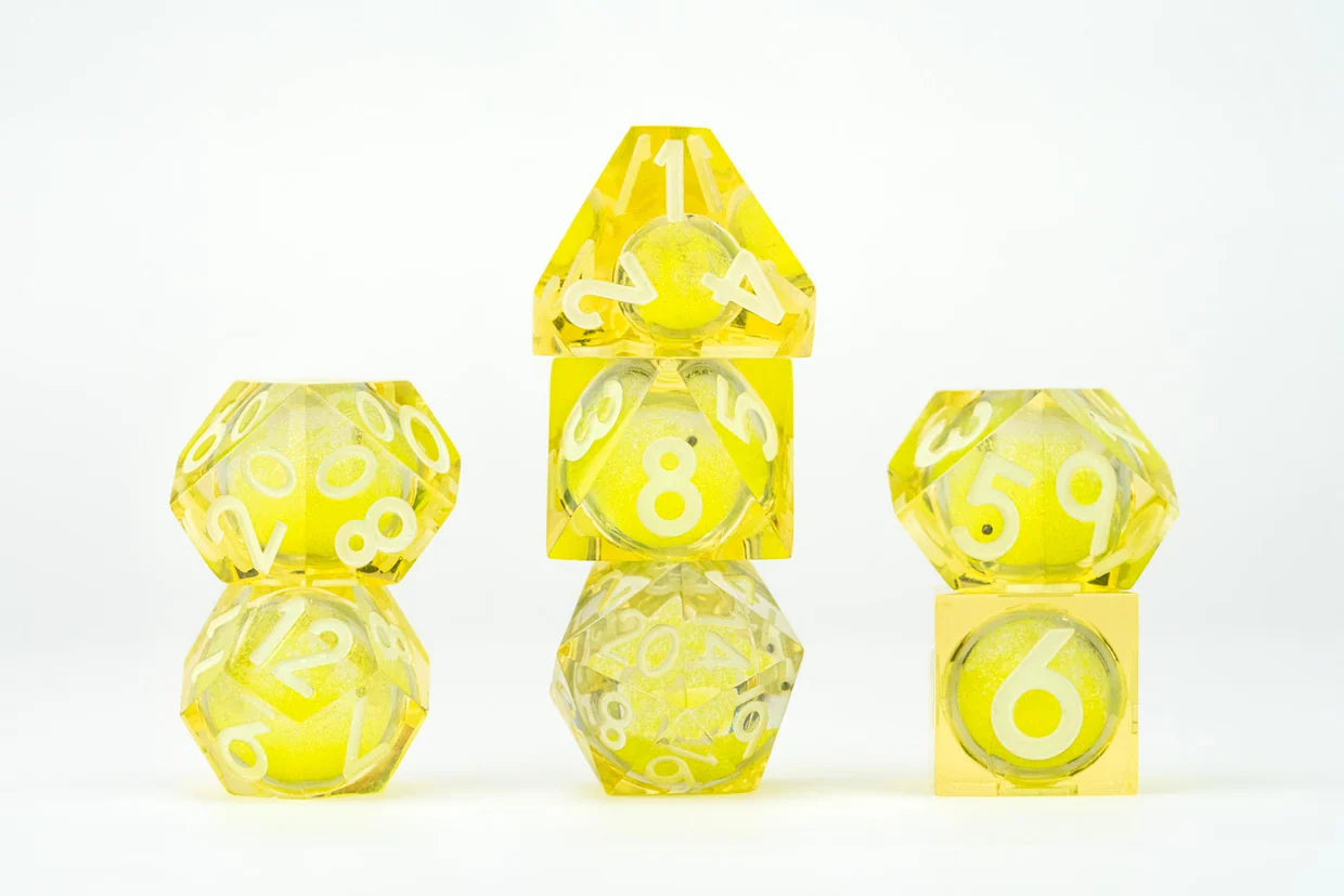 Fanroll Shadow Light Liquid Core Dice