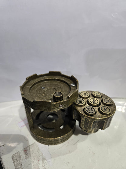Bullet Dice With Castle Case