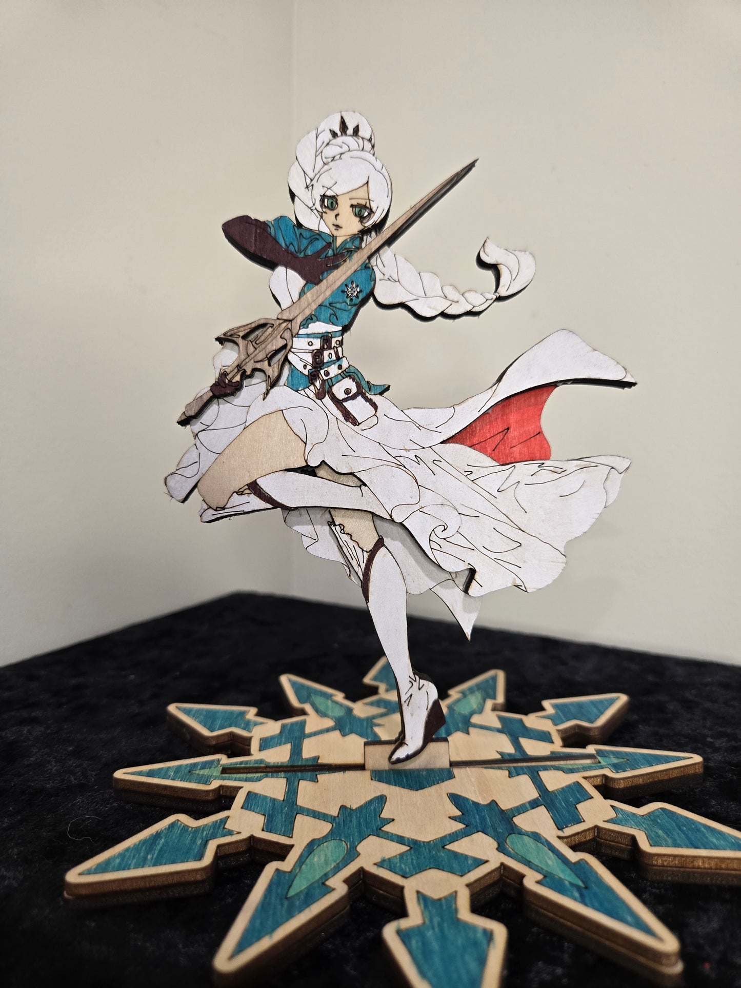 RWBY Weiss Standee