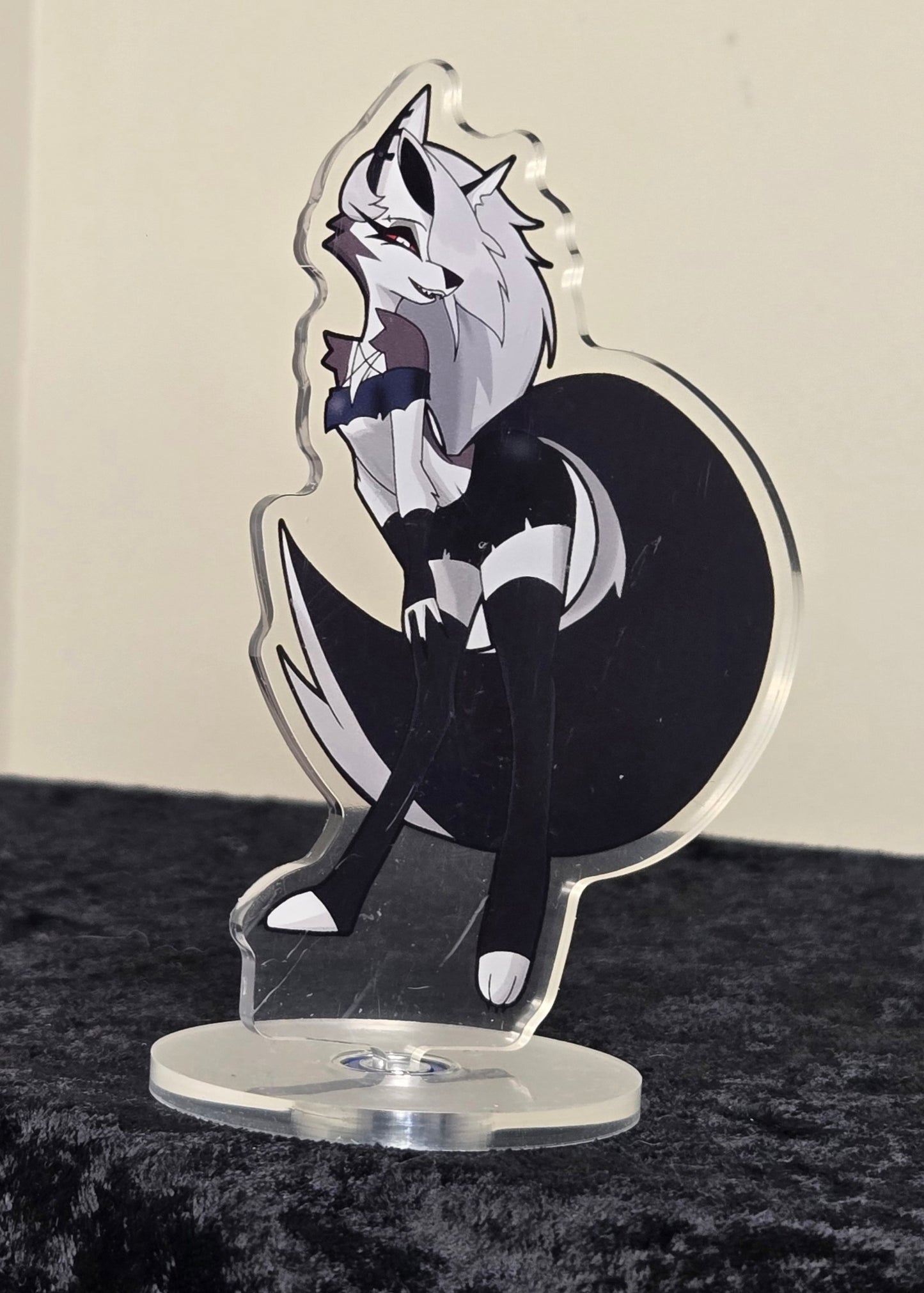 Loona Acrylic Spinner Standee